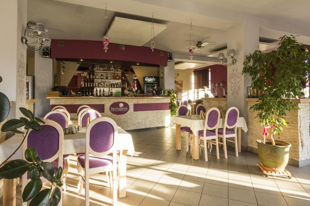 Hotel Notabene Świdnik Buitenkant foto
